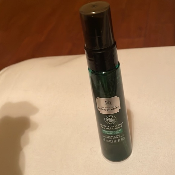 Drops of Youth Bouncy Jelly Mist - Picture 2 of 3